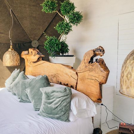 Domo Suites Masia Cal Geperut 바달로나 외부 사진