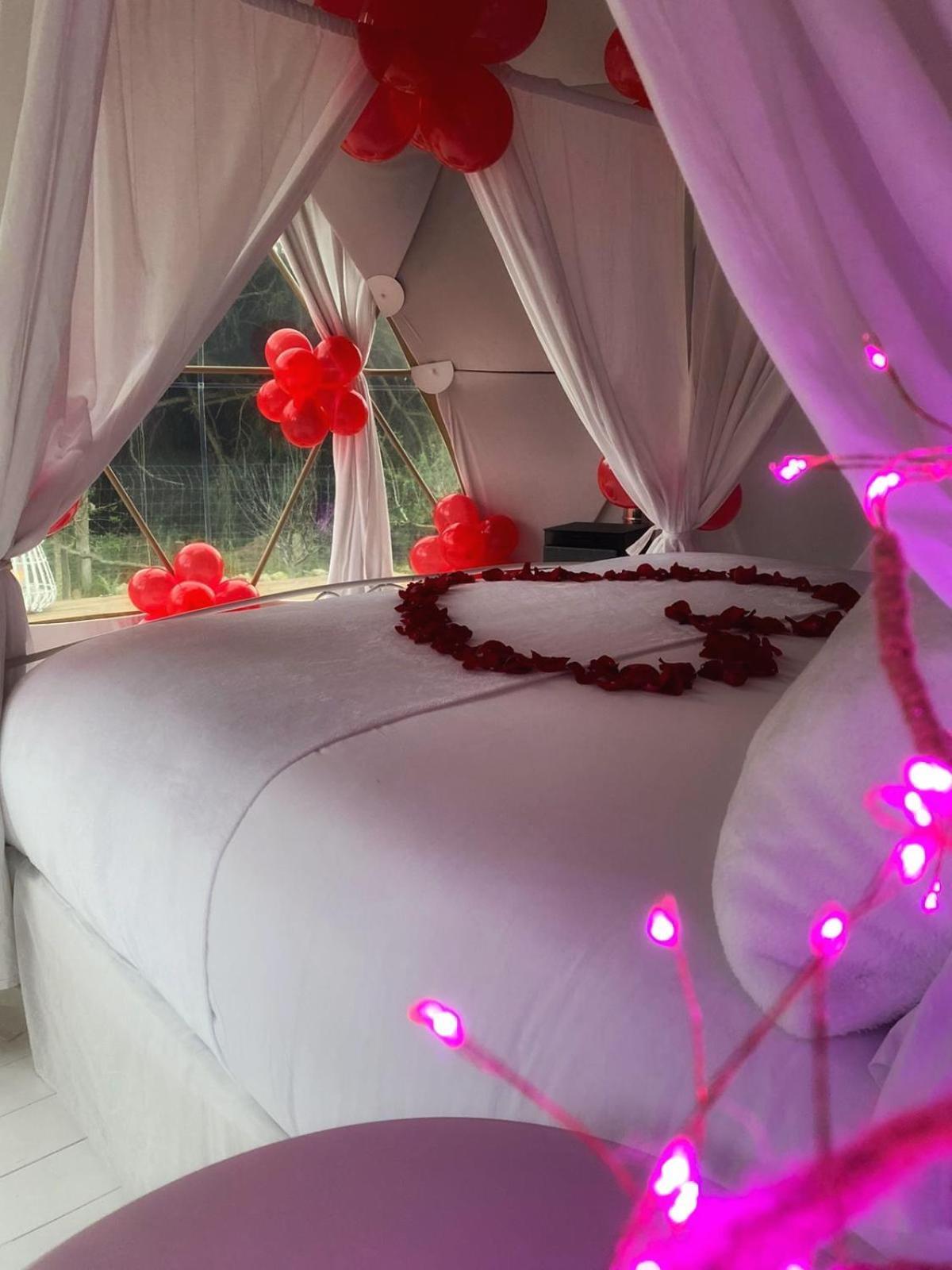 Domo Suites Masia Cal Geperut 바달로나 외부 사진