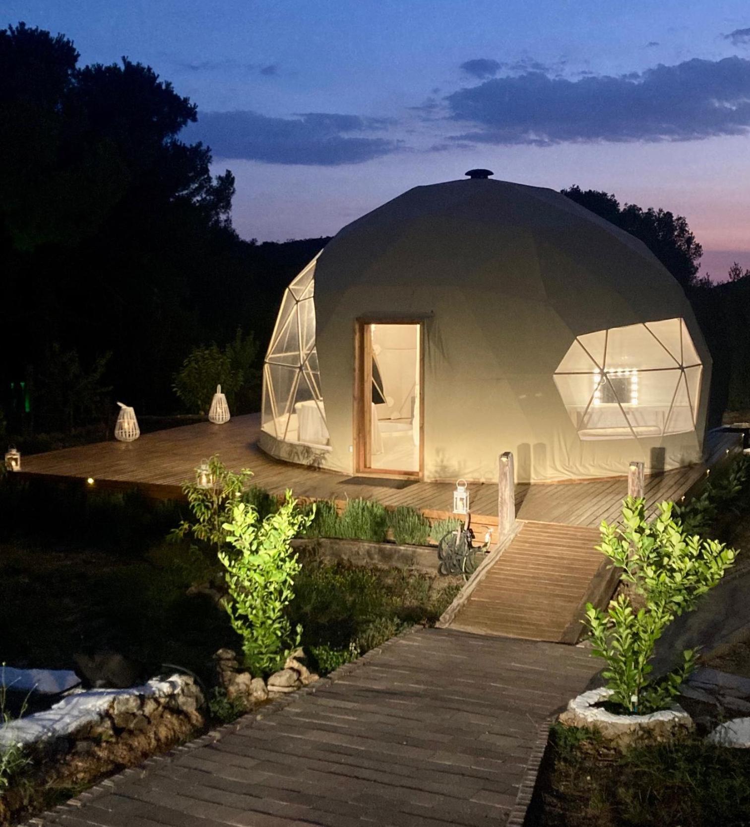 Domo Suites Masia Cal Geperut 바달로나 외부 사진